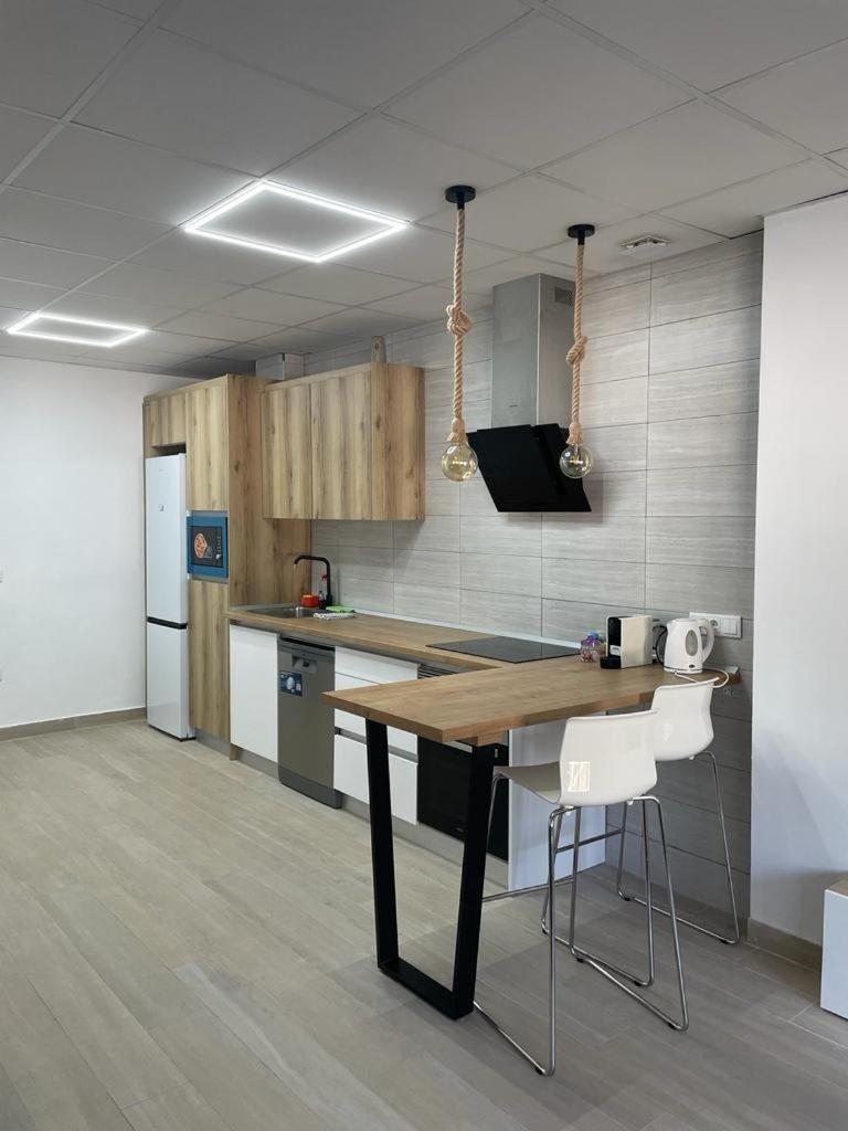 Planta Baja Moderna Y Nueva A Estrenar En El Centro Ciudad 2 Habitaciones Y 2 Banos Elx Buitenkant foto